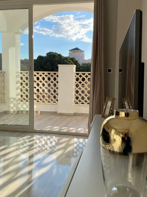 Lovely Tona Torremolinos Bagian luar foto